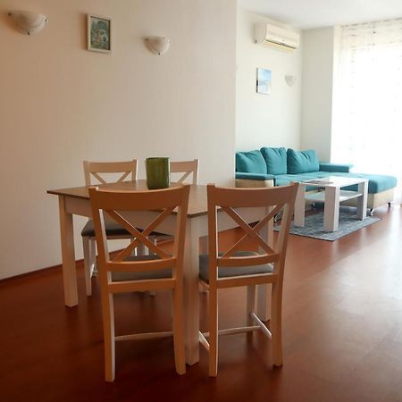 White Coast Beach Apartments كافارنا المظهر الخارجي الصورة