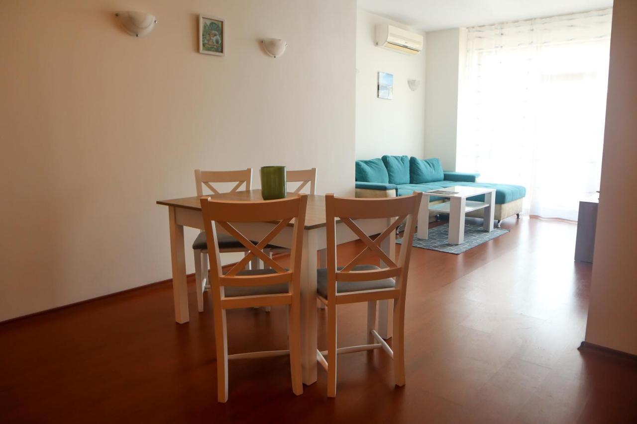 White Coast Beach Apartments كافارنا المظهر الخارجي الصورة