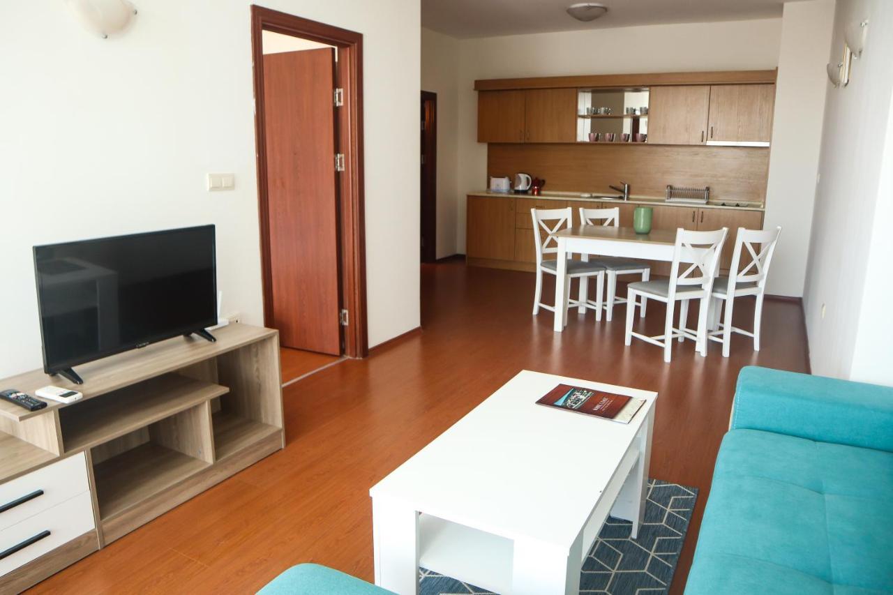 White Coast Beach Apartments كافارنا المظهر الخارجي الصورة