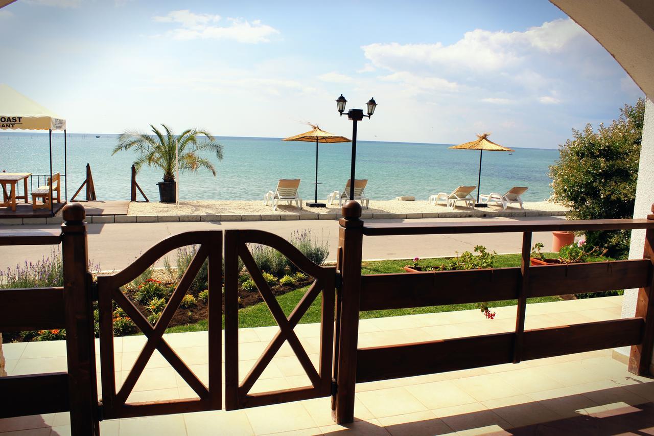 White Coast Beach Apartments كافارنا المظهر الخارجي الصورة